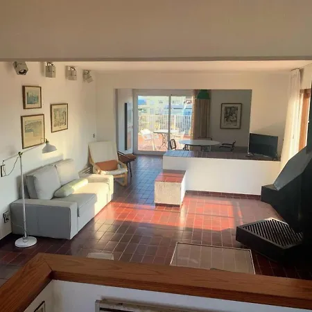 Atico Con Vistas Al Mar En *