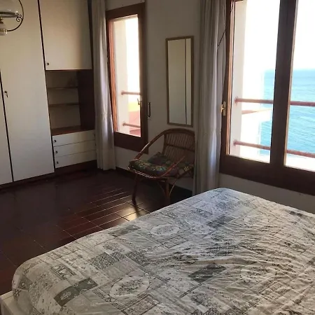 Atico Con Vistas Al Mar En شقة *