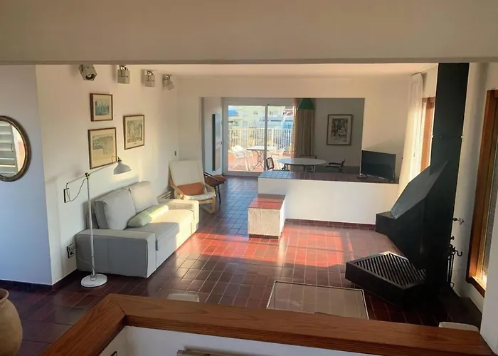 Atico Con Vistas Al Mar En *